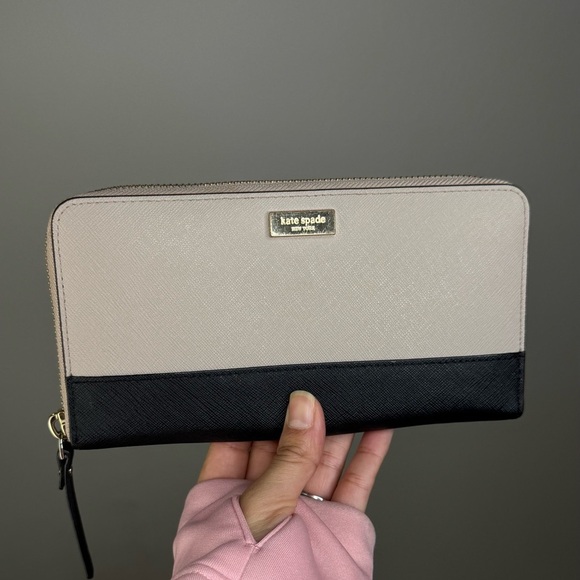 Kate Spade Neda Newbury Lane Zip-Around Wallet Mousfro/Black‎ WLRU2617 - Picture 1 of 8